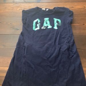 Gap little girls dress with sequins